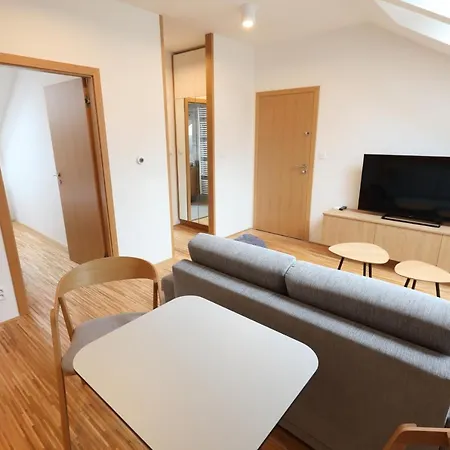 U Kvetne Zahrady Apartment Kromeriz
