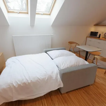 U Kvetne Zahrady Apartment